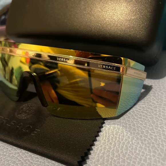 /traded/🔥 Versace Unisex Sunglasses 🕶️ VE 2208 1002/7P - Picture 11 of 16